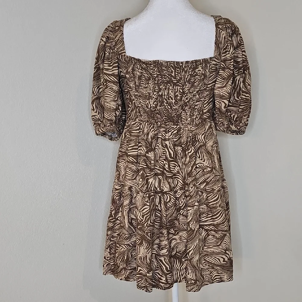 House of Harlow Square Neck Puff Sleeve Mini Dress in Brown Swirl Print - Picture 5 of 13